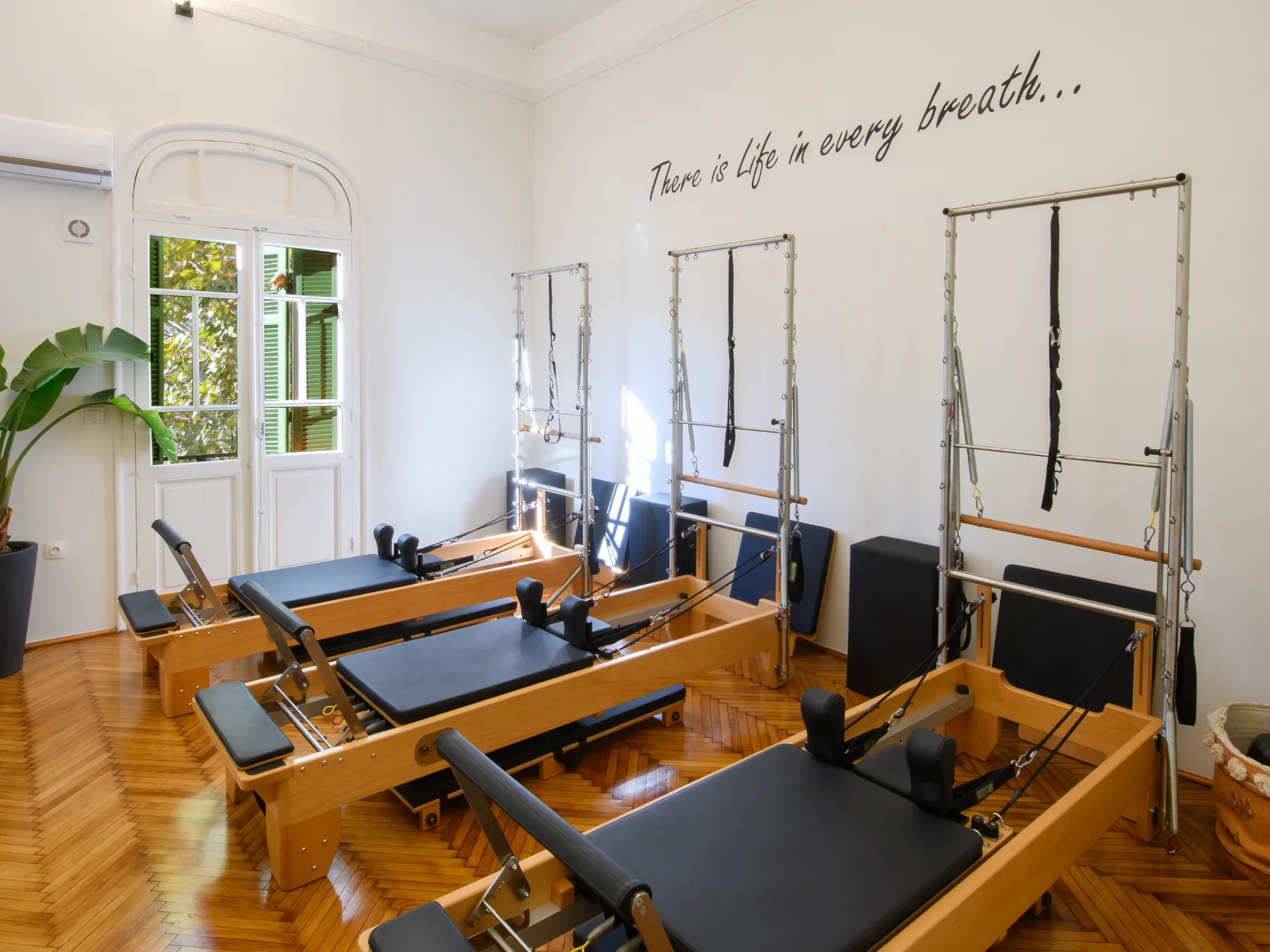 Μάθημα Reformer Pilates στο Σώματος Τέχνη, κέντρο Θεσσαλονίκης