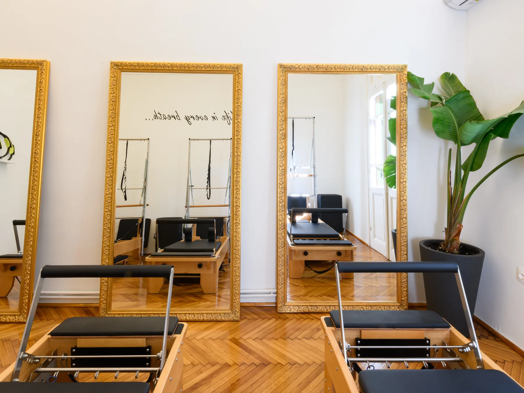 Μάθημα Reformer Pilates στο Σώματος Τέχνη, κέντρο Θεσσαλονίκης